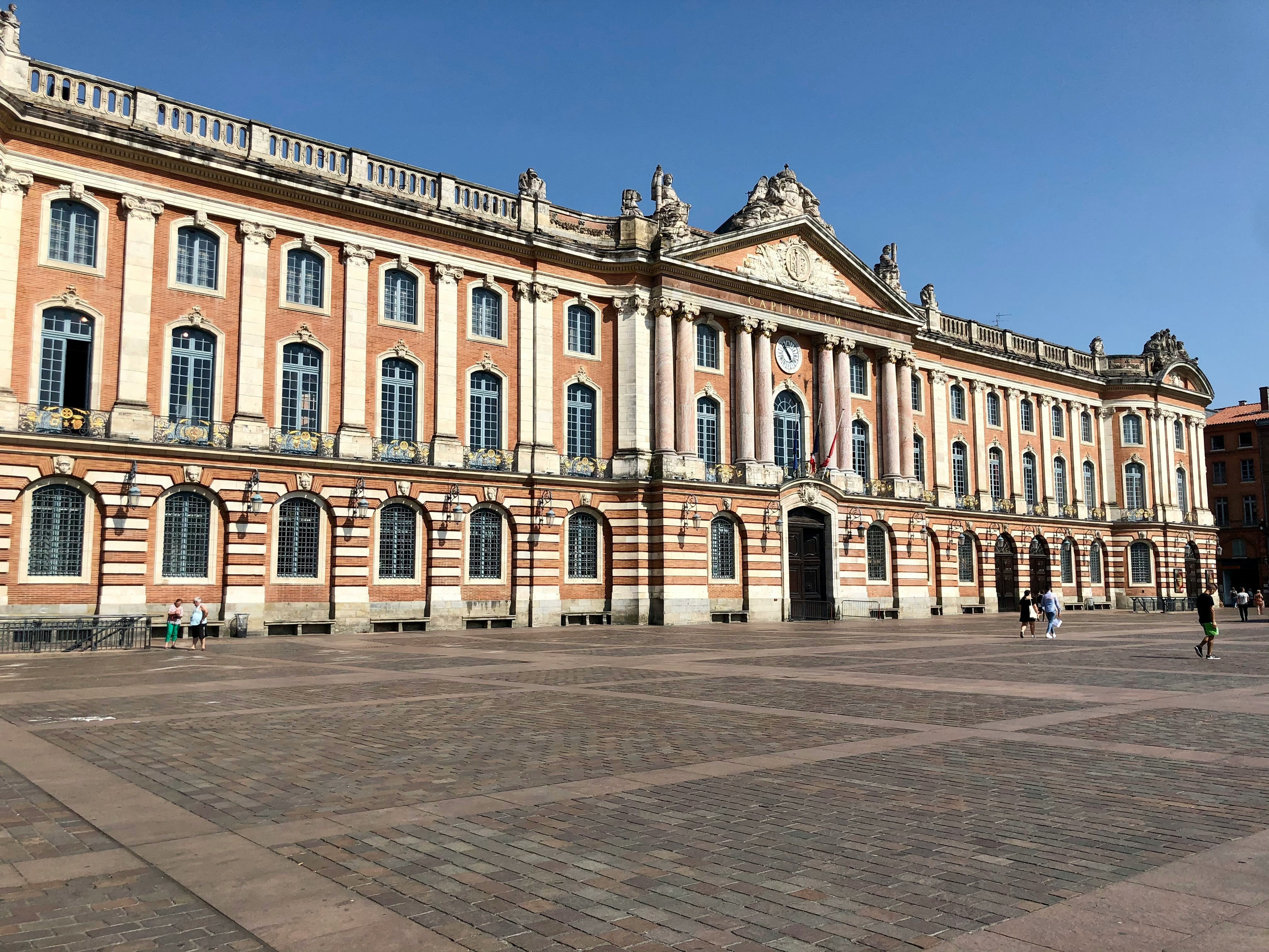 A French mairie with the tricolore
